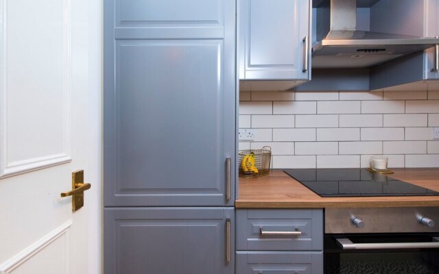 Luxury Studio Apartment in Kensington