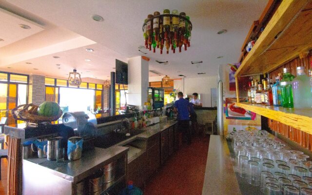 Skylodge Resort