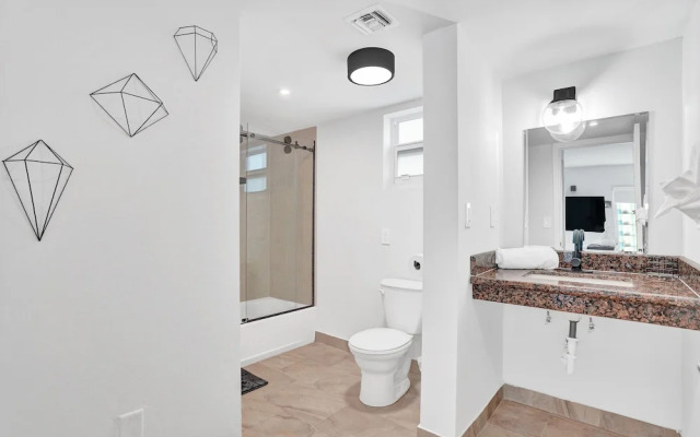 RA Suites