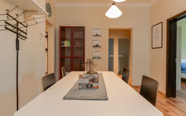 FM Premium 2-BDR Apartment - Cute Murphy Str.
