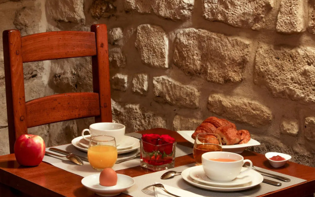 Hôtel Saint Martin Bastille