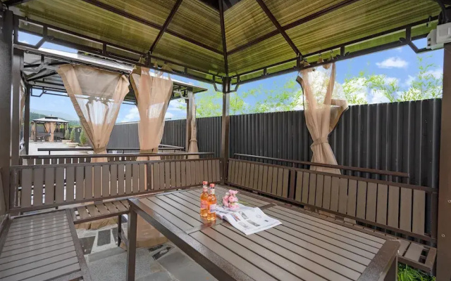 wangkyeong hanoak poolvilla
