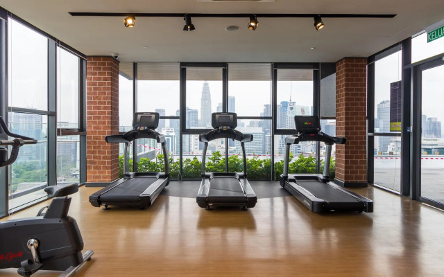 Ceylonz Suites Kuala Lumpur, Roam