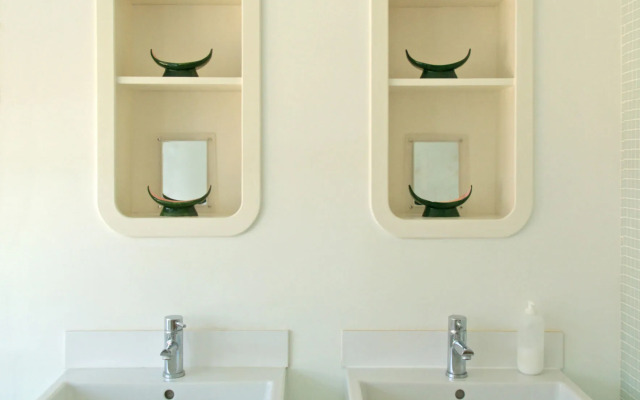 Leyland Country House