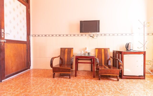 Oyo 791 Hoang Anh Hotel