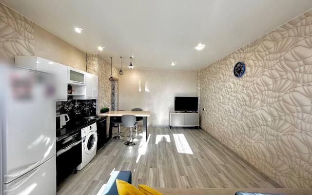 Apartments on Prospekt 50 let Oktyabrya 1