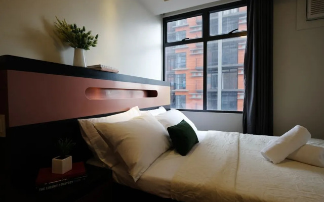 Portovita Tower 2BR 23rd FLR Black Unit W/ Balcony