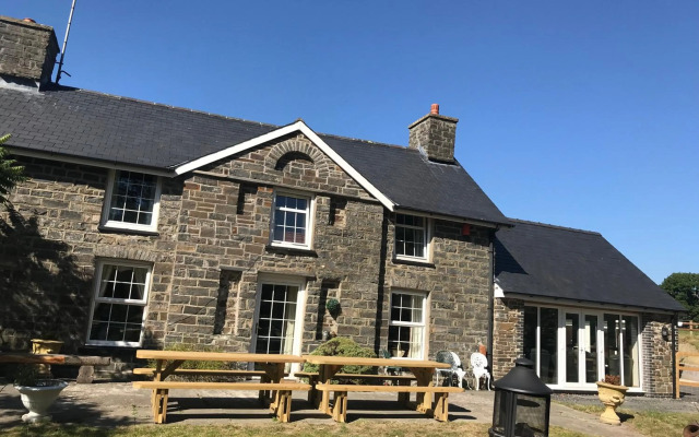 Pentre Farmhouse