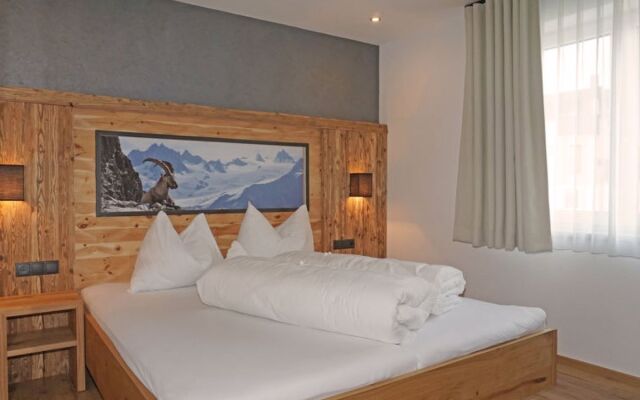 Apartment Ladis Fiss 18956