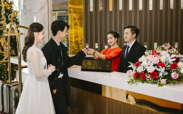 Songlam Waterfront Hotel - 藍江酒店