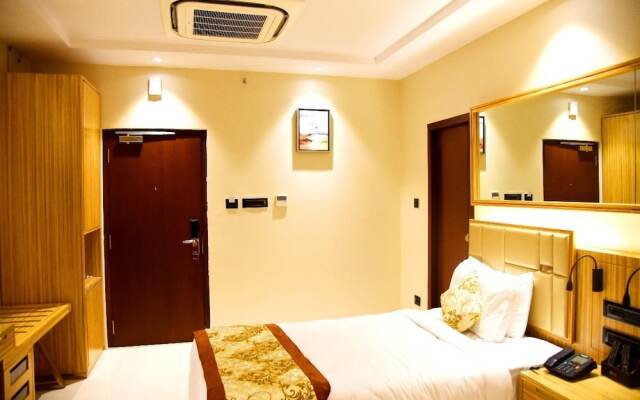 Vybrant Hotels