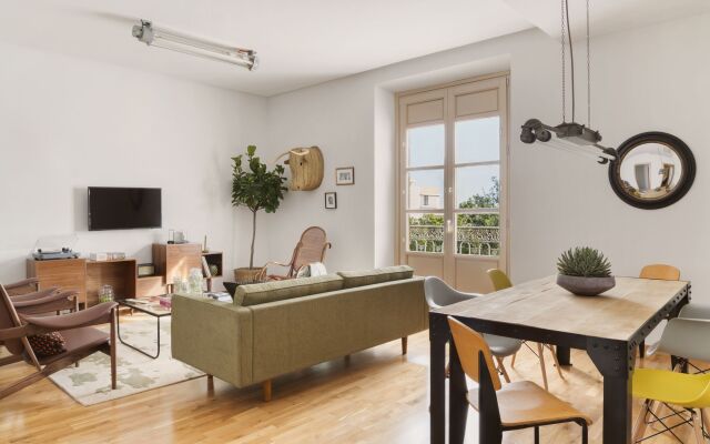 Halcyon Days Apartamento