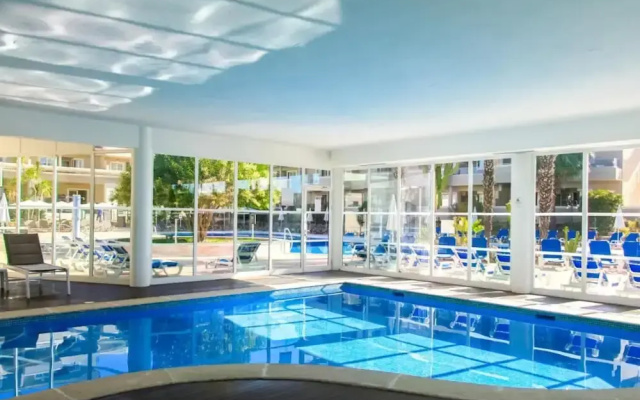 Vplaza Private Garage Balcony Pool View Flat