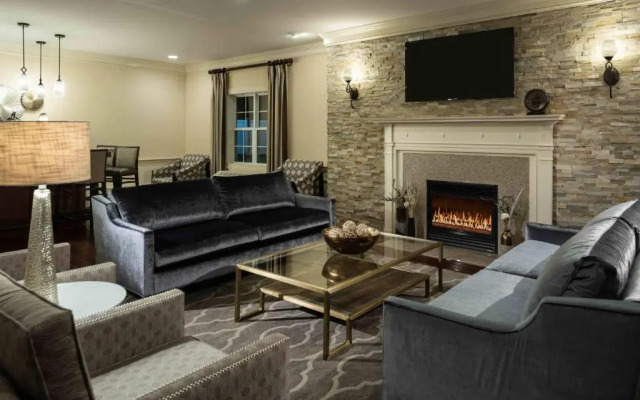 Wayside Carriage House Inn