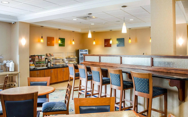 Comfort Suites Lancaster Amish Country