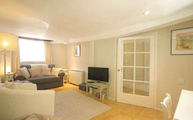 Providence Cottage, BURFORD