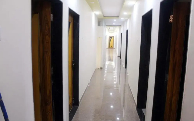 Neelisha River Front Inn