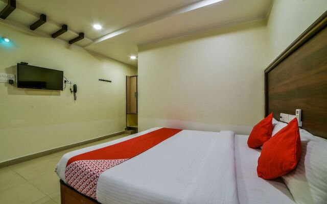 OYO 24288 Surya Teja Residency