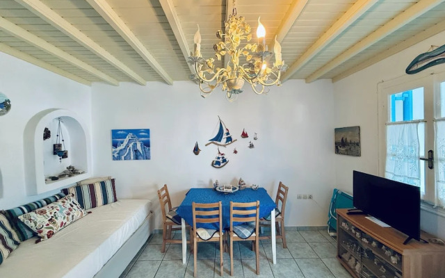 Stylish 2 Bd Escape Apt at Ornos Beach