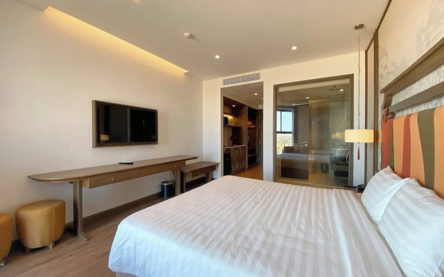 Ruby Apec Mandala Cham Bay Rental