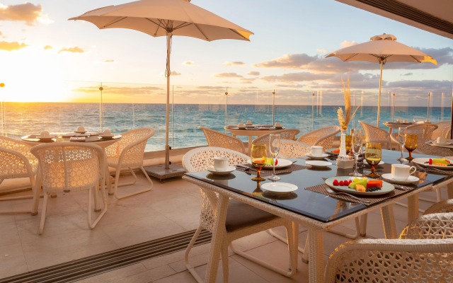 Sandos Cancún All Inclusive - Adults Only