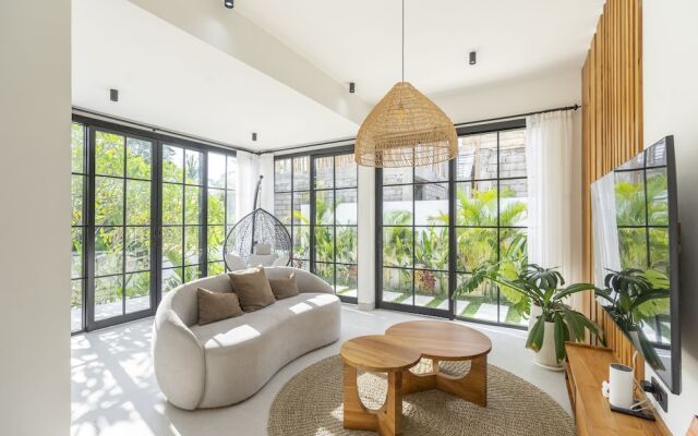 Vista Villa by DH