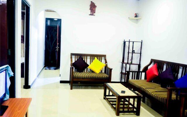 Yoho Hikkaduwa Beach House