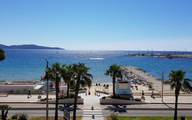 Appartement Cavalaire-sur-Mer, 1 pièce, 4 personnes - FR-1-100-184