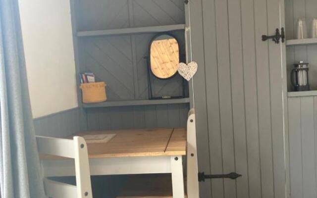 Shepherd's hut near Aberdyfi