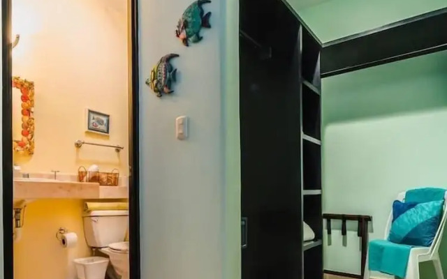 2 BR, Best Downtown Location, Sleeps 6!