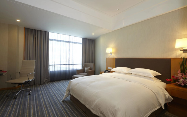 Ramada Plaza by Wyndham Shanghai Pudong Airport