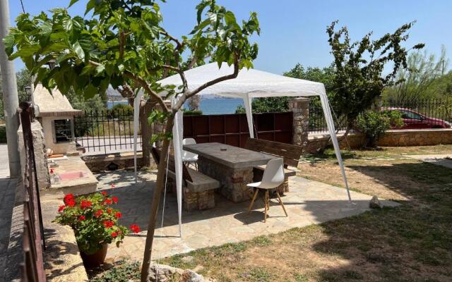 Apartment in Salamina with Garden & Sea view