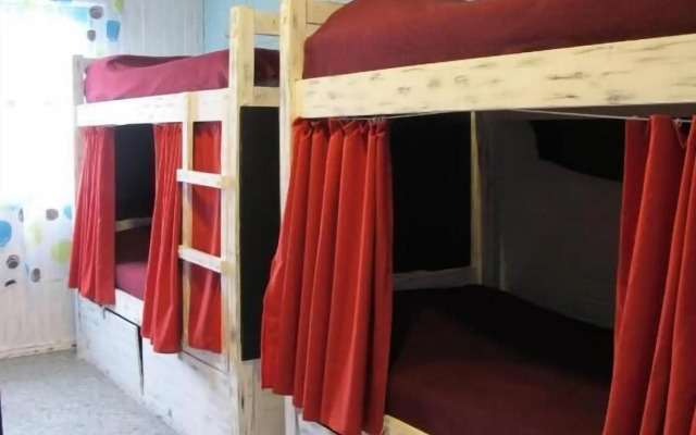 Pastora Suites & Hostel