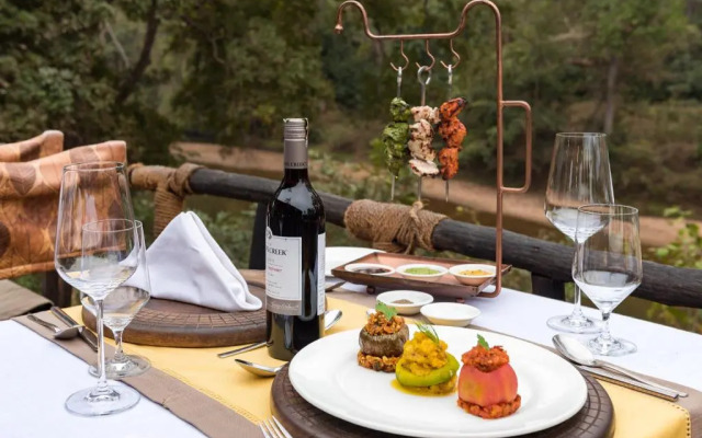 Banjaar Tola A Taj Safari Lodge - Kanha National Park