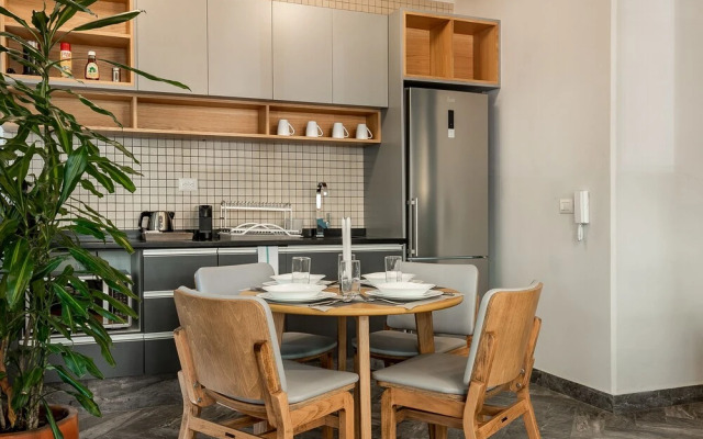 Beautiful New, Modern Condo in La Condesa!