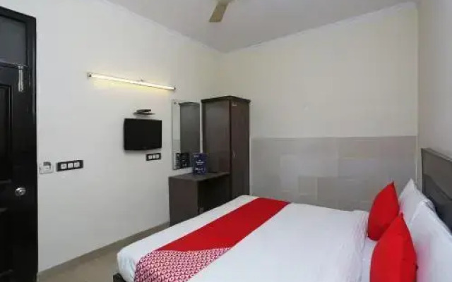 OYO 15784 Flagship Bus Stand