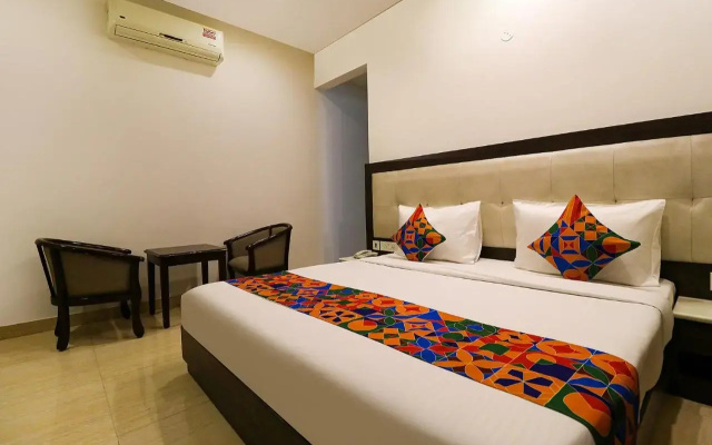 Fabhotel Oyster Villa