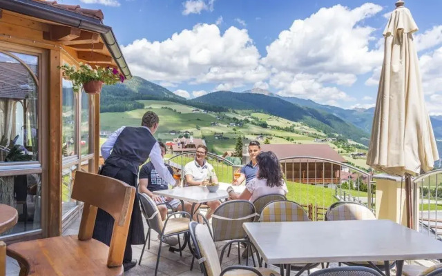 Hotel Alpenfrieden