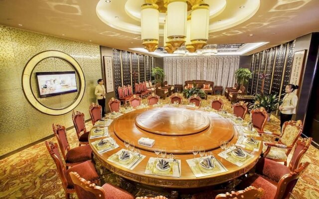 Huangjingang Holiday Hotel