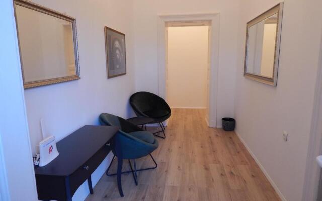 Gold rooms and suite