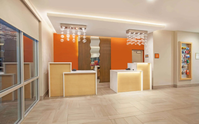 La Quinta Inn & Suites by Wyndham Madera