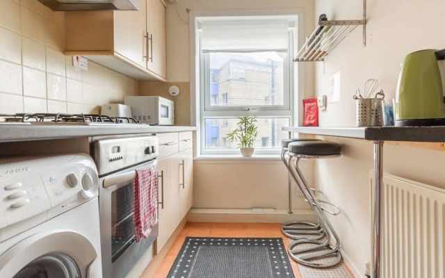 Alluring Apartment in Edinburgh near City Center