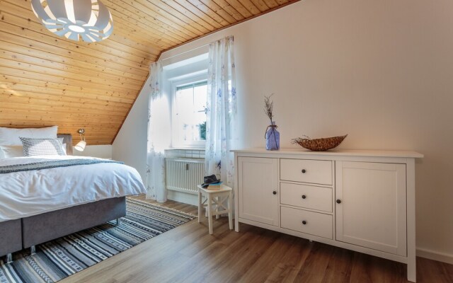 Schwalbe in der Heide