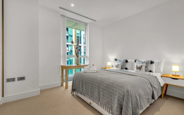 Stunning Serviced Apartment-Canary Wharf