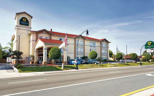 La Quinta Inn & Suites by Wyndham Tampa Bay Area-Tampa South