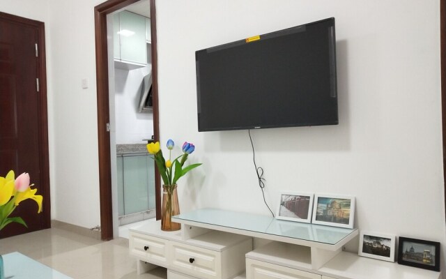 Gemmed Apartment