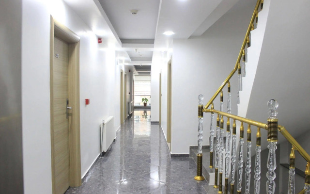 Grand Serenay Hotel