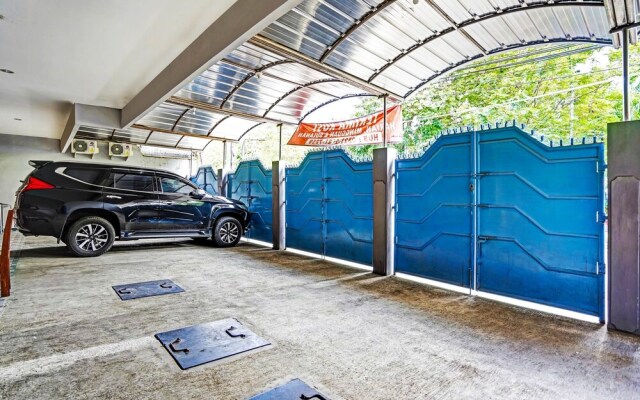 OYO Titik Koma Guest House