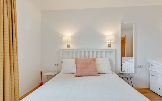 Quaint Apartment in Kirchberg with Balcony near Lake