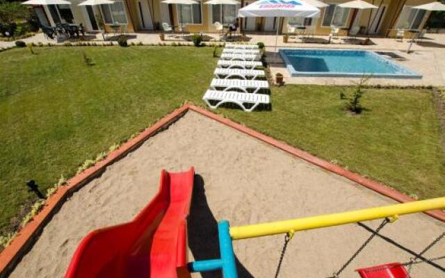 Di Mare Holiday Village